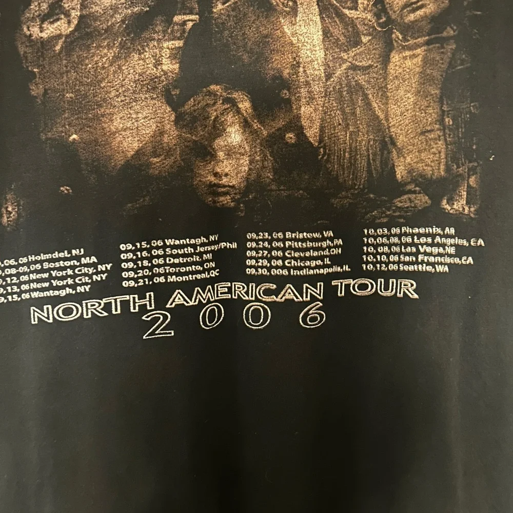 Roger Waters Vintage y2k Pink Floyd 2006 North American Tour Shirt - Picture 4 of 5